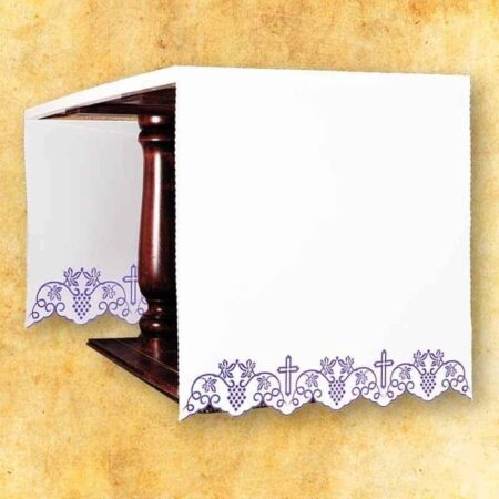 mantel con bordado lateral