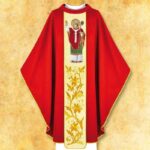 Casulla roja bordada San Esteban