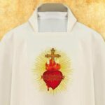 Casulla bordada Corazón de Jesús