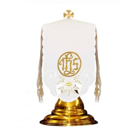 Sukienka na puszkę eucharystyczny
