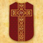 Casulla romana réplica IHS