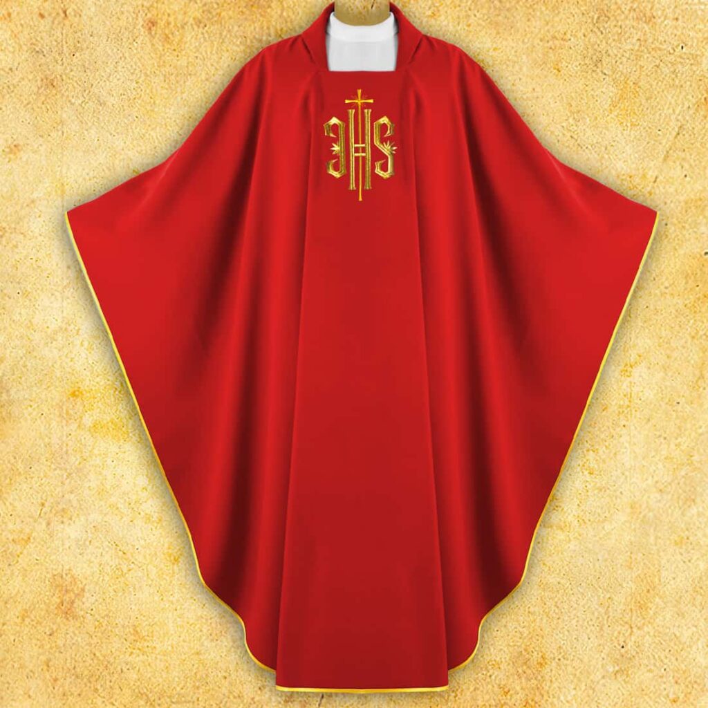 Casulla bordada con IHS roja Casulla bordada con IHS roja