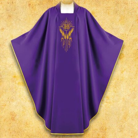 Casulla bordada IHS con Espigas morada