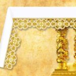 Mantel bordado dorado con IHS