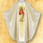 Casulla bordada litúrgica Jesús Resucitado