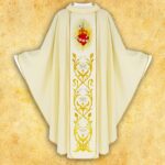 Casulla con pasamanería bordada Corazón de María