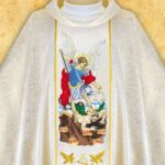 Casulla bordada San Miguel Arcángel