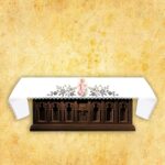 Mantel de altar calado