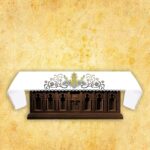 Mantel de altar calado cortado con láser con impresión