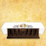 Mantel de altar calado