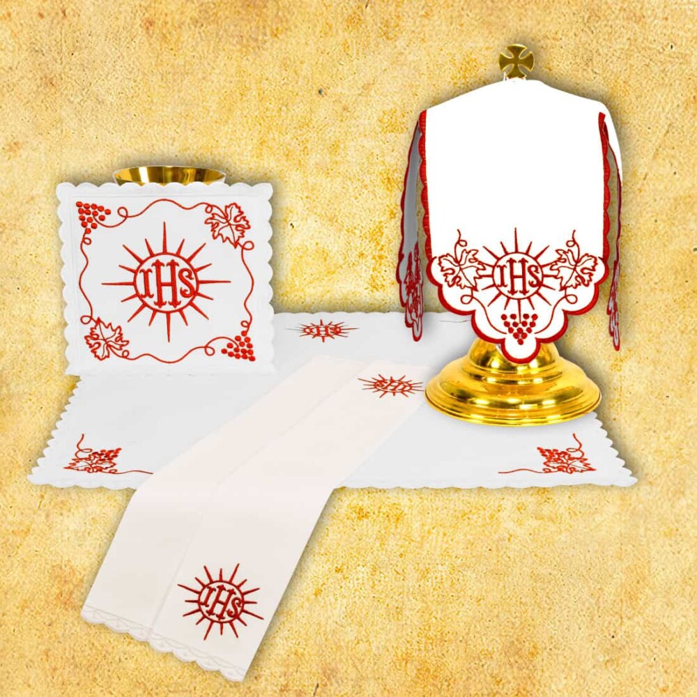 Juego de ropa para cáliz rojo