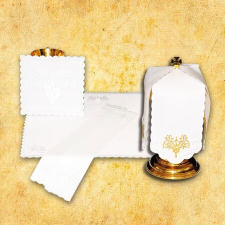 Conjunto de ropa de altar y conopeo