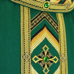 Casulla bordada verde