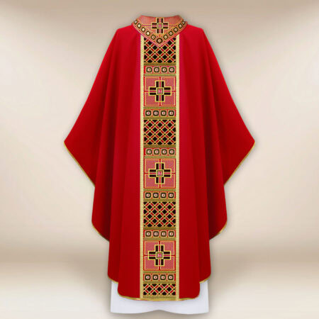 Casulla litúrgica roja bordada