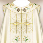 Capa pluvial bordada de boda