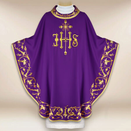 Casulla bordada IHS morada
