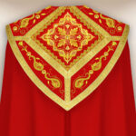 Capa pluvial roja