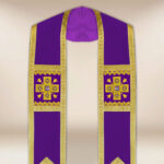 Estola bordada romana morada