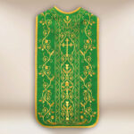 Casulla romana bordada en color verde