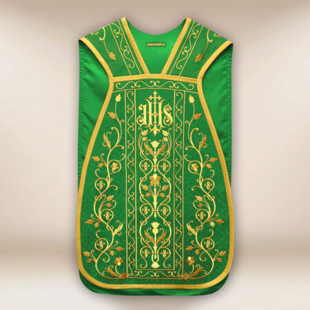 Casulla romana bordada en color verde