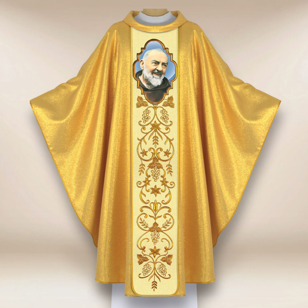 Casulla con la imagen de San Padre Pío