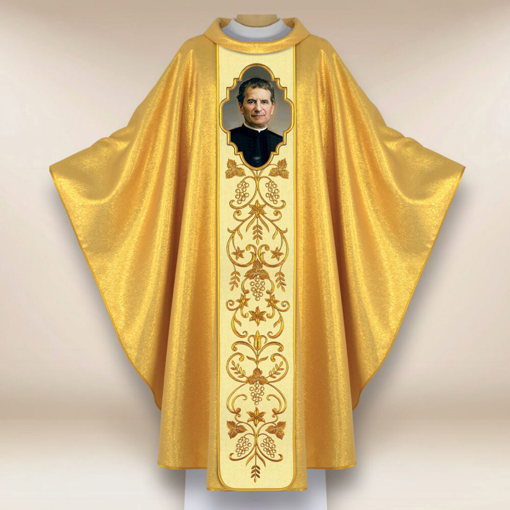 Casulla con la imagen de San Juan Bosco