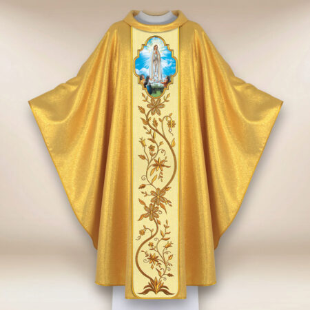 Casulla con imagen de la Madre de Dios de Fátima