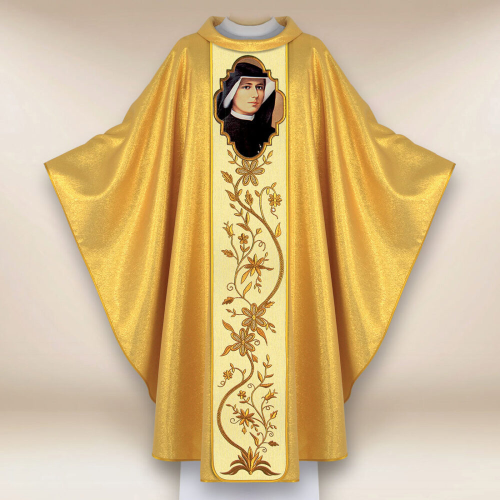 Casulla con imagen de Santa Faustina