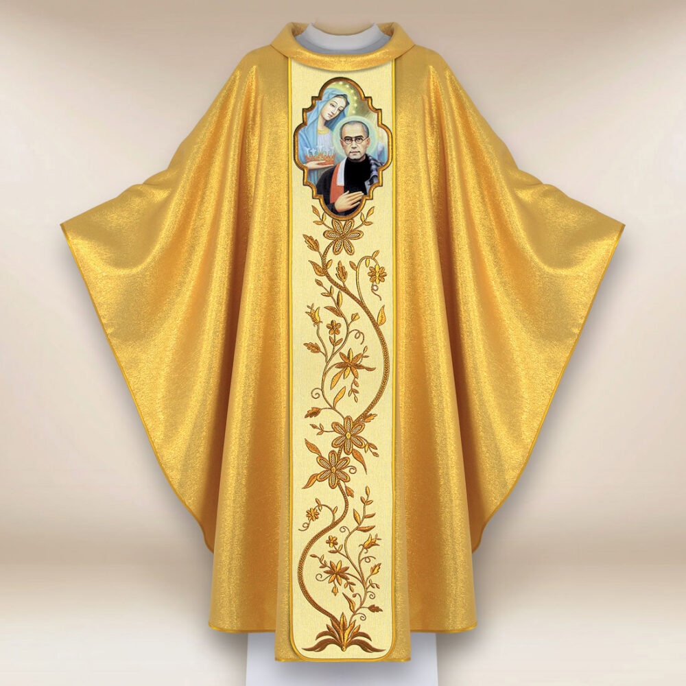 Casulla con la imagen de San Maximiliano María Kolbe