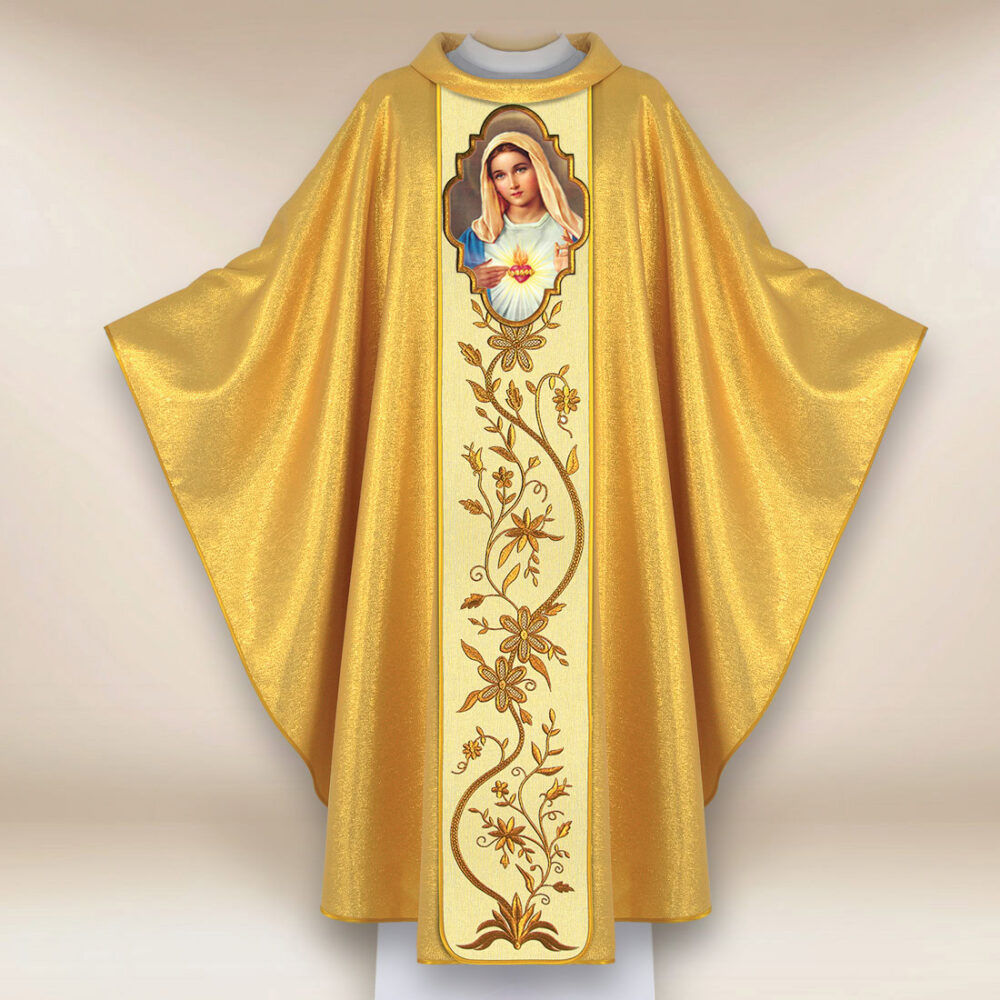 Casulla con imagen Corazón de María