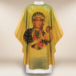 Casulla dorada con imagen de la Madonna de Częstochowa