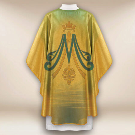 Casulla dorada con imagen de Madre de Dios de Guadalupe