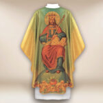 Casulla dorada con imagen de Cristo Rey
