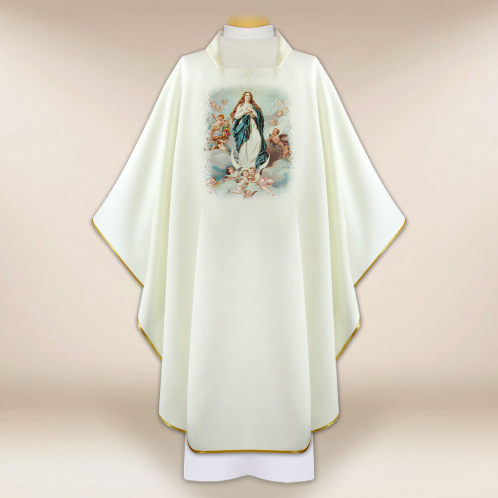 Casulla con imagen de Madre de Dios Asunta
