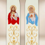 Estola bordada con la imagen del Corazón de Jesús y María