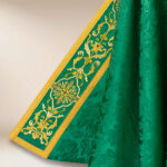 Capa litúrgica bordada en verde