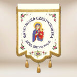 Bandera bordada con la imagen de La Madre de Dios de Częstochowa