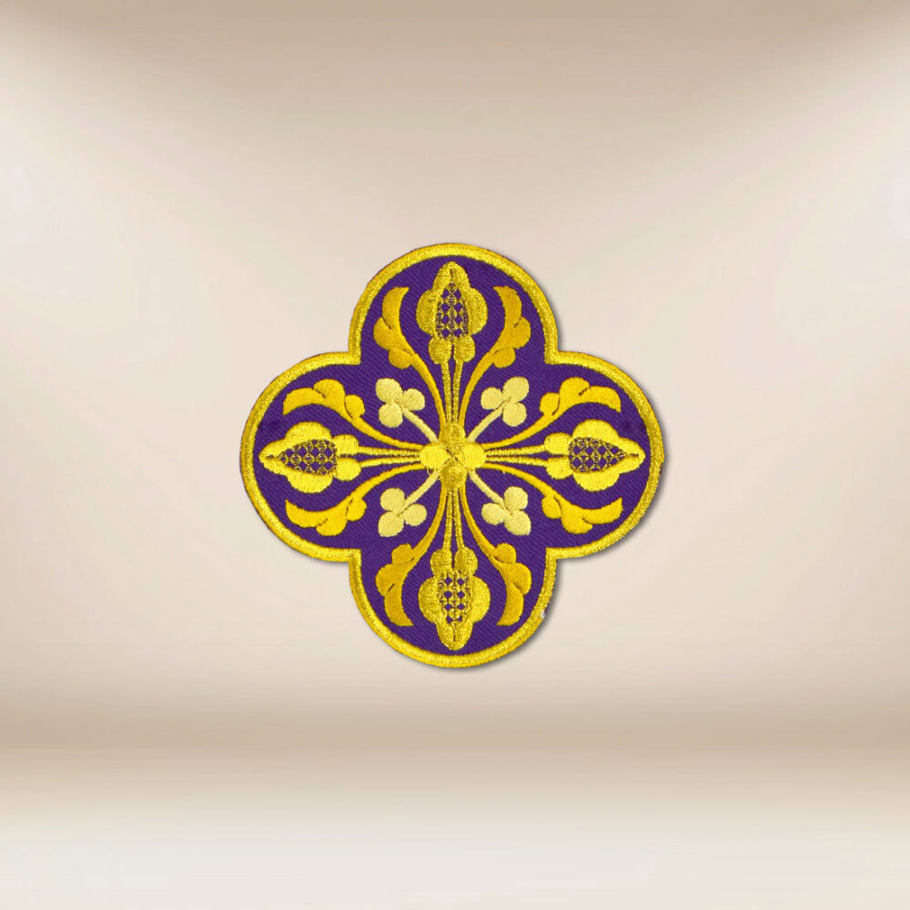 aplicación bordada cruz