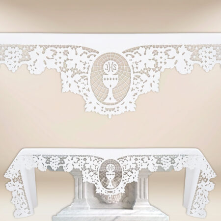 Mantel bordado con Cáliz