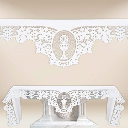 Mantel bordado con Cáliz