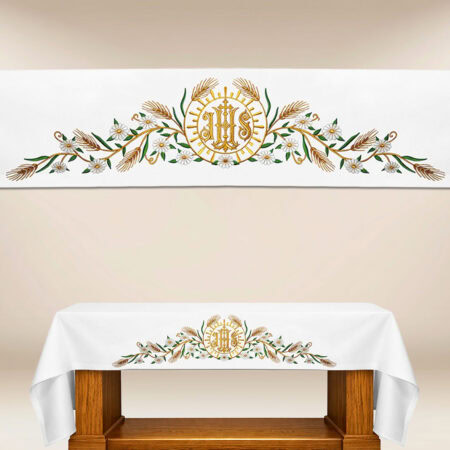 Mantel con bordado IHS