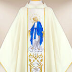 Casulla bordada Madre de Dios Inmaculada