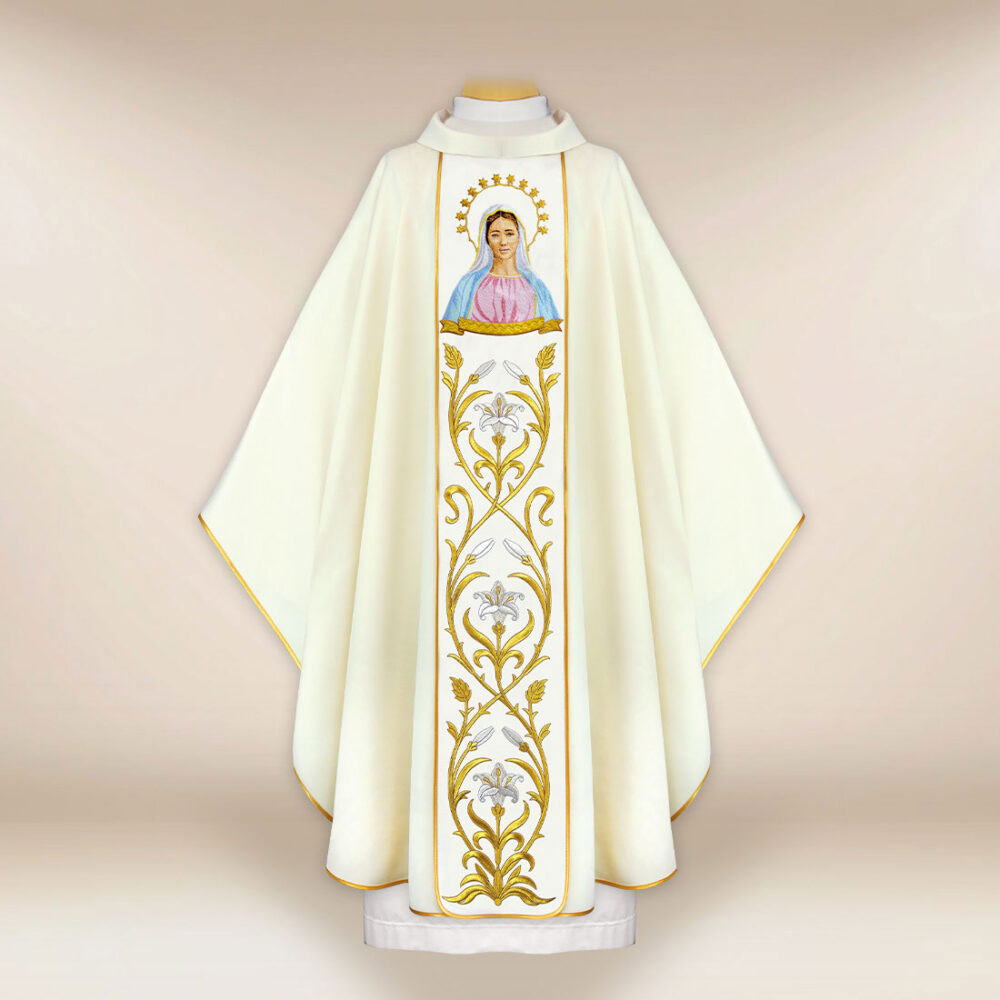 Casulla bordada Madre de Dios de Medjugorie