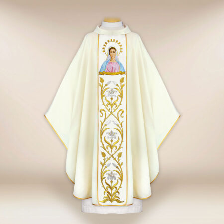 Casulla bordada Madre de Dios de Medjugorie