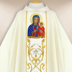 Casulla bordada Madonna de Częstochowa