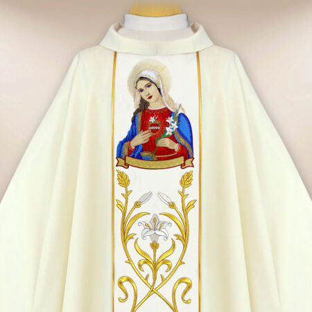 Casulla bordada Corazón de María