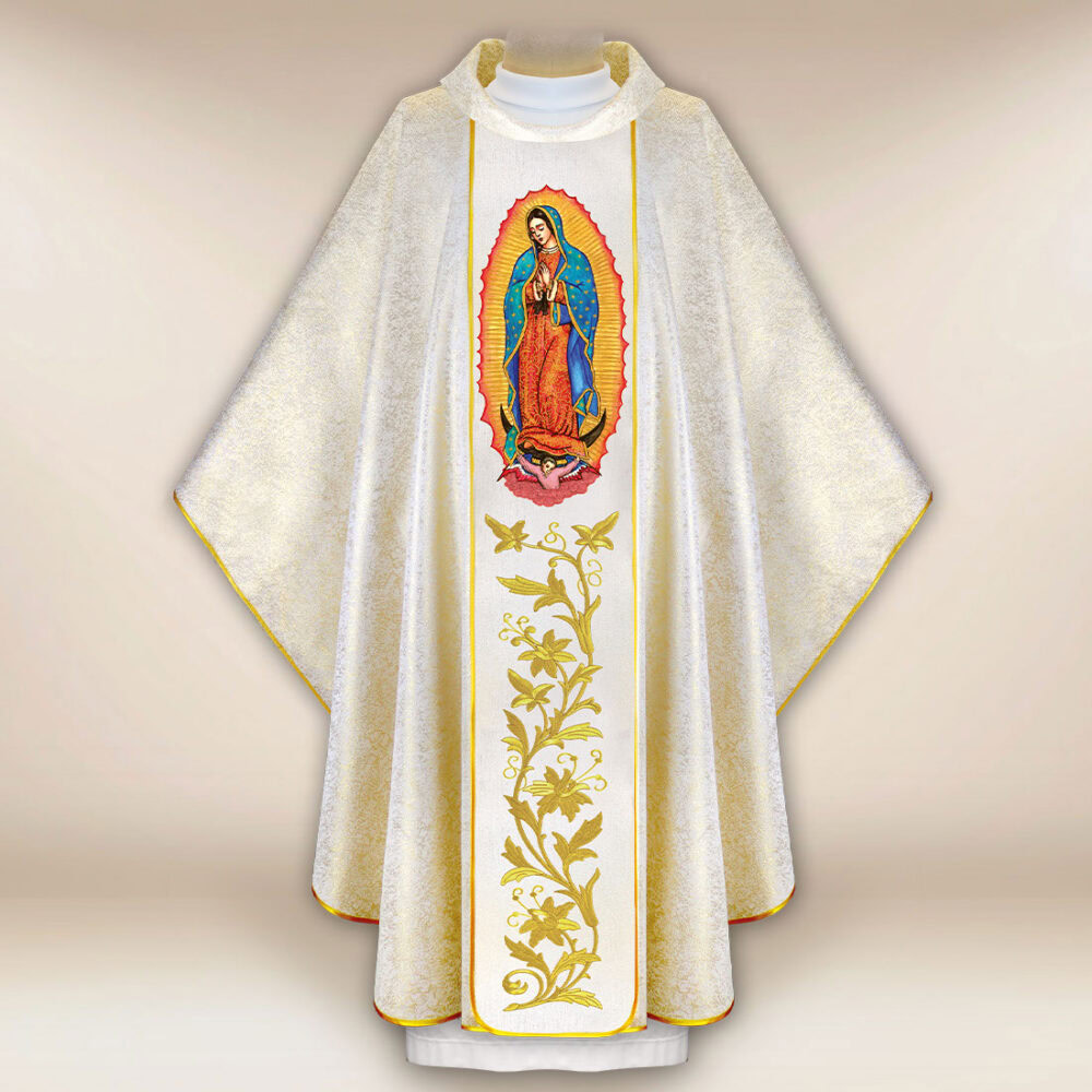 Casulla bordada Madre de Dios de Guadalupe