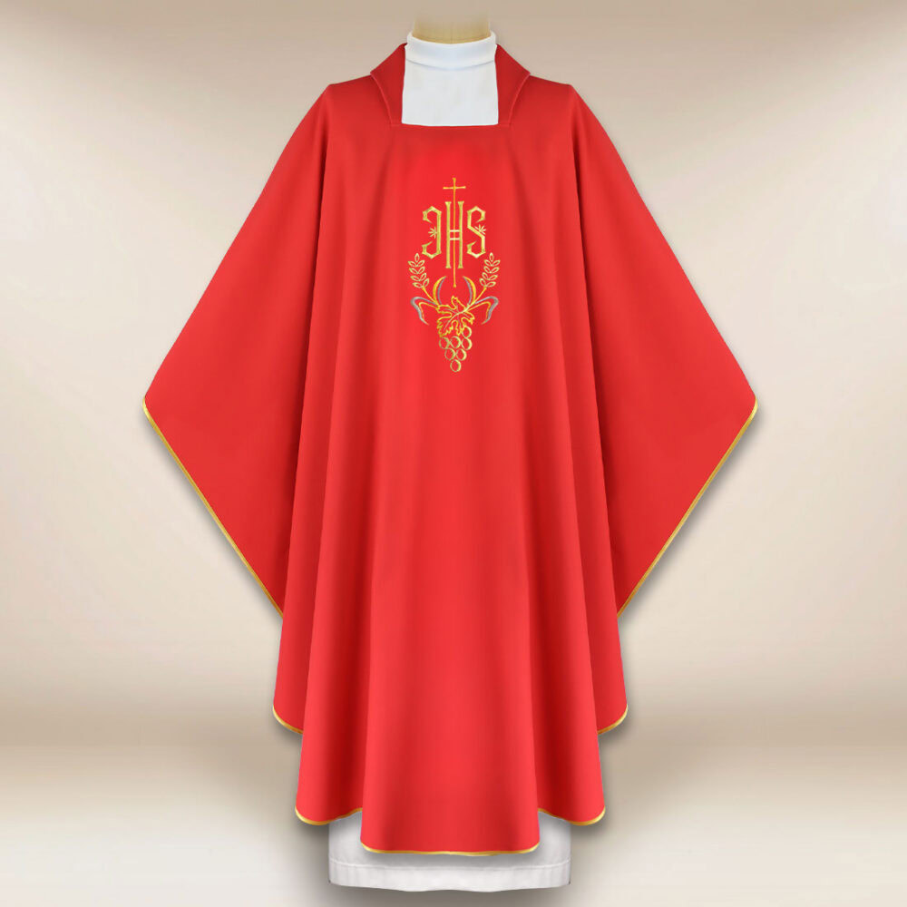 Casulla bordada IHS roja