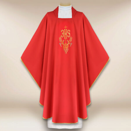 Casulla bordada IHS roja