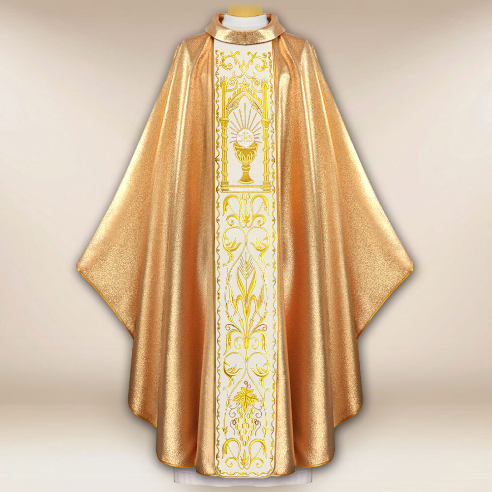 Casulla con pasamanería de terciopelo Cáliz